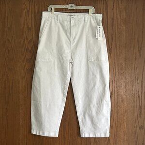 (NWT) White DKNY High Rise Utility Barrel Leg Jeans (Size 14/32)